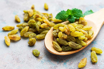 kismis khane ke fayde, किशमिश खाने के फायदे, kismis health benefits in hindi