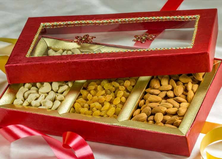 Dry Fruits Combo Pack 800g Gift Box Cashew 200g Almonds 