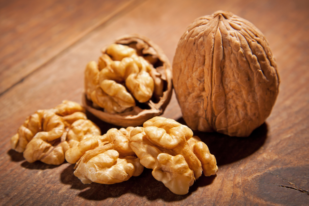 how many walnut to eat per day