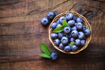 A bowl of ripe, juicy blueberries, a great snack option for pregnant women looking to reap the many health benefits during pregnancy.