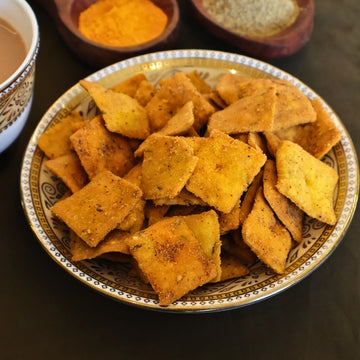 Baked Makai Mathri -  Masala Flavour (Spicy)