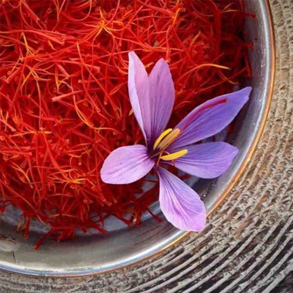 Buy 1 gm pure kashmiri kesar (Saffron) online